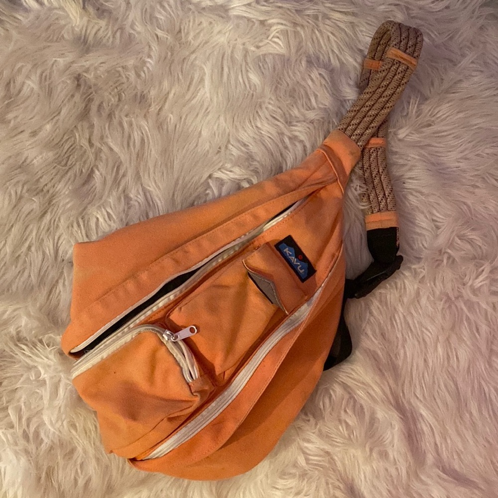 Coral KAVU Sling Backpack 🎒